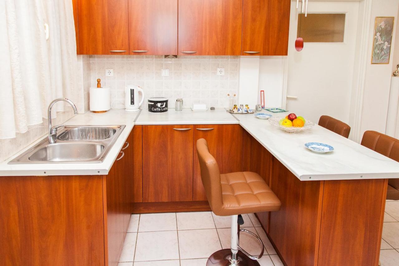 Vintage Apartment In Downtown Athens! ภายนอก รูปภาพ